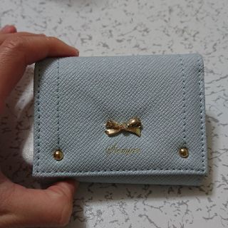 三つ折り財布 水色