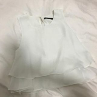 ザラ(ZARA)のZARA ノースリーブトップス(シャツ/ブラウス(半袖/袖なし))