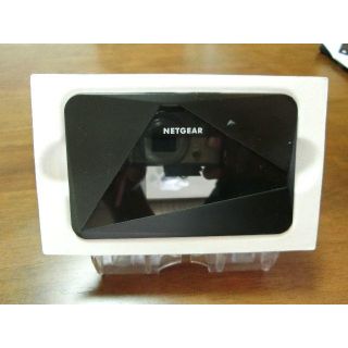 「NETGEAR AC785」 モバイルWi-Fiルーター おまけ付き(その他)