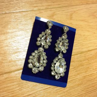 ウェディング 結婚式 花嫁 ビジュー ピアス(ピアス)