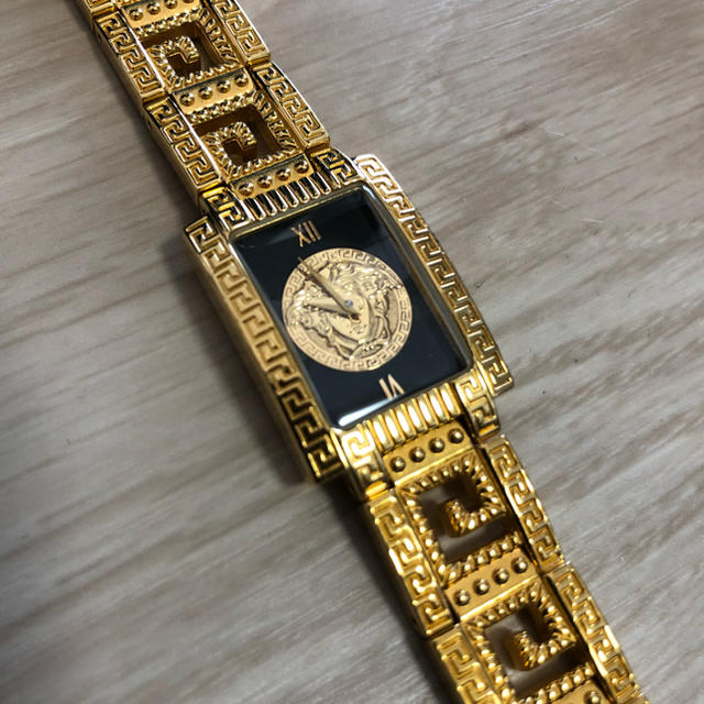 Gianni Versace - ヴェルサーチ 腕時計の通販 by るぶちゃん's Gianni Versace - ヴェルサーチ 腕時計の通販 by るぶちゃん's