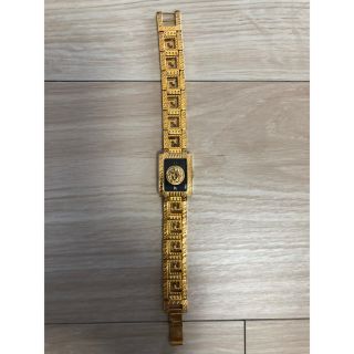 Gianni Versace(腕時計)のフリマアイテム一覧 Gianni Versace(腕時計)のフリマアイテム一覧