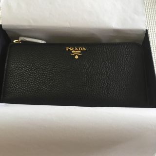 プラダ(PRADA)の専用となります。(財布)