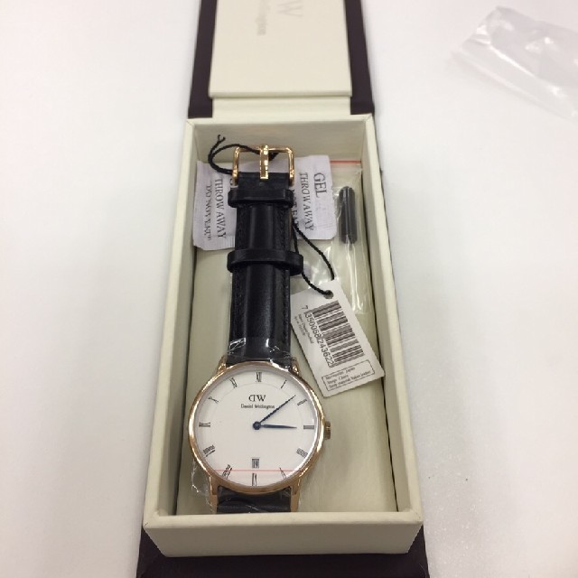 Daniel Wellington(ダニエルウェリントン)の新品 保証付♪ ダニエル ウェリントンダッパーシェフィールド 34mm レディースのファッション小物(腕時計)の商品写真