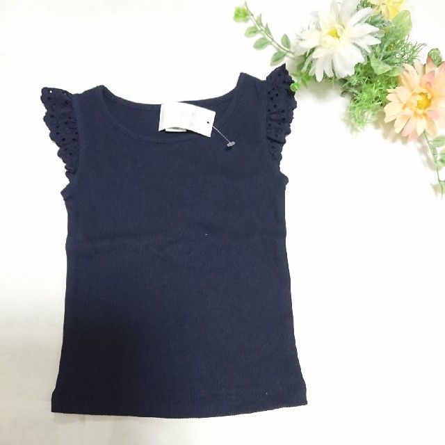 babyGAP(ベビーギャップ)のガチャピン様専用♡babyGAP ノースリーブ アイレットトップス キッズ/ベビー/マタニティのキッズ服女の子用(90cm~)(Tシャツ/カットソー)の商品写真