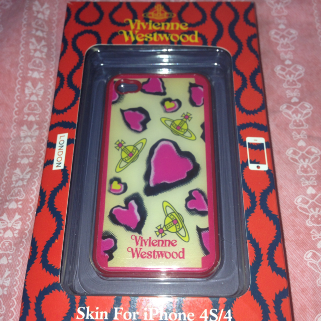 Vivienne Westwood(ヴィヴィアンウエストウッド)のvivienne iPhoneケース スマホ/家電/カメラのスマホアクセサリー(モバイルケース/カバー)の商品写真