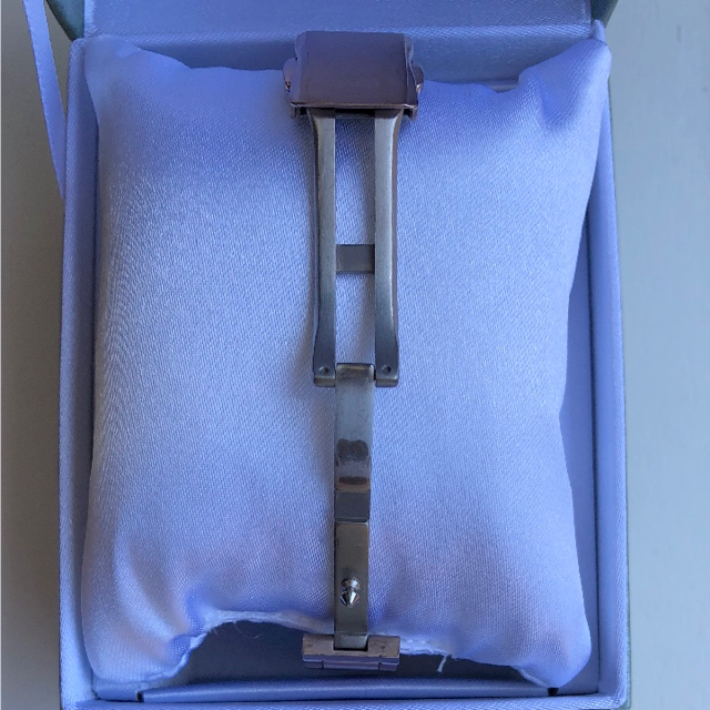 シチズンクロスシー CITIZEN XC ハッピーフライト サクラピンク メンズの時計(腕時計(アナログ))の商品写真