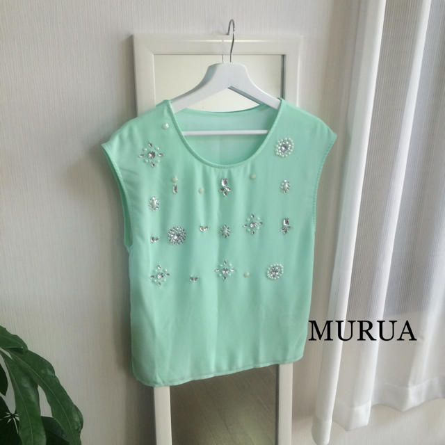 MURUA(ムルーア)のビジュー付トップス レディースのトップス(カットソー(半袖/袖なし))の商品写真