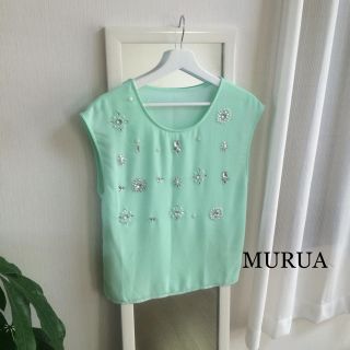 ムルーア(MURUA)のビジュー付トップス(カットソー(半袖/袖なし))