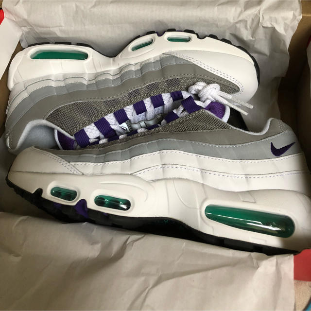 NIKE(ナイキ)のAIRMAX95 グレープ メンズの靴/シューズ(スニーカー)の商品写真