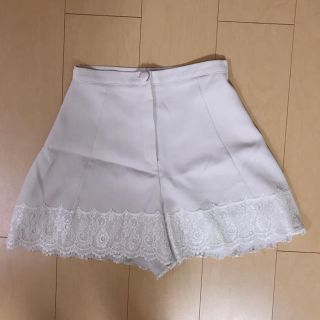 エブリン(evelyn)の【美品】 evelyn エブリン パンツ(ショートパンツ)