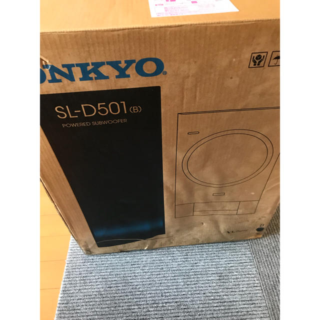 ONKYO(オンキヨー)のONKYO アクティブサブウーファー SL-D501 スマホ/家電/カメラのオーディオ機器(スピーカー)の商品写真