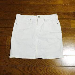 ジーユー(GU)のGU 白スカート(ミニスカート)