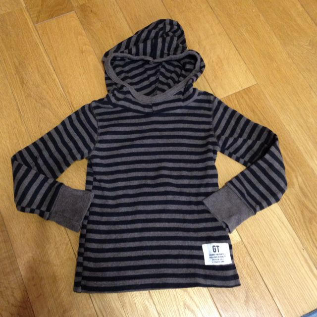 フード付きロンT☆ キッズ/ベビー/マタニティのキッズ服男の子用(90cm~)(その他)の商品写真