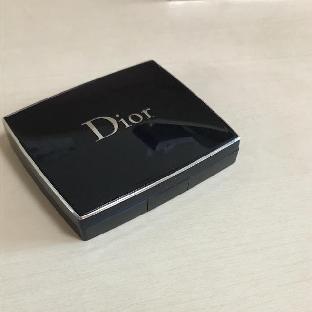 Christian Dior(クリスチャンディオール)の【専用枠】ディオール チーク 881 コスメ/美容のベースメイク/化粧品(チーク)の商品写真