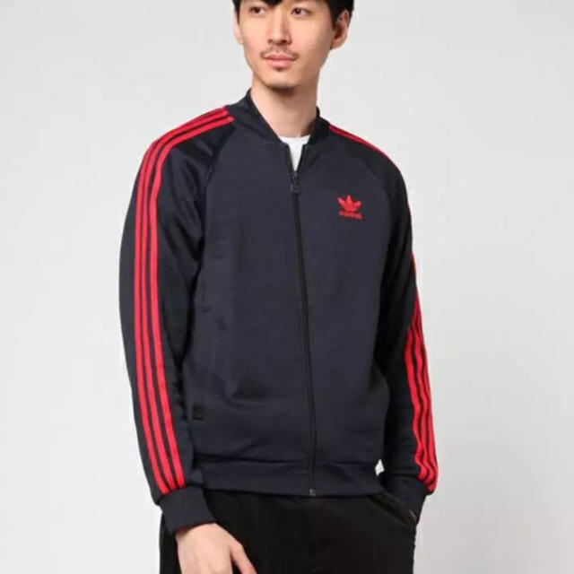 adidas(アディダス)のadidas sst track top メンズのトップス(ジャージ)の商品写真