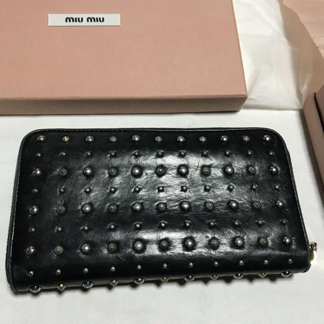 miumiu長財布購入年２０１３年頃