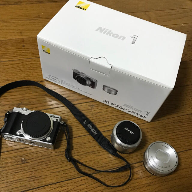 NIKON j5 ダブルレンズキット