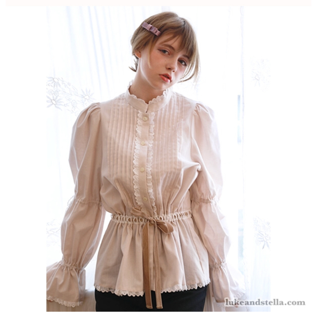 Katie(ケイティー)のNO COUNTRY cotton jacket PINK BEIGE レディースのトップス(シャツ/ブラウス(長袖/七分))の商品写真