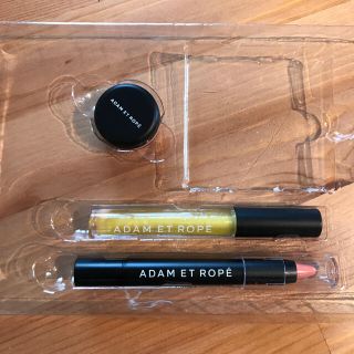 アダムエロぺ(Adam et Rope')の新品 インレッド 付録(コフレ/メイクアップセット)