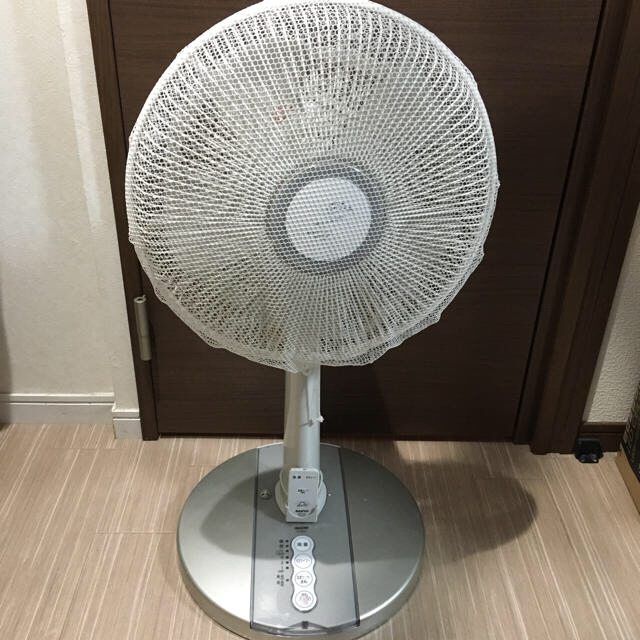 SANYO(サンヨー)の扇風機 リモコン付き SANYO スマホ/家電/カメラの冷暖房/空調(扇風機)の商品写真