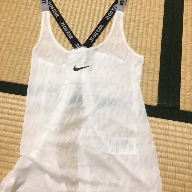 NIKE(ナイキ)のNIKE  エラスティカ  タンクトップ レディースのトップス(タンクトップ)の商品写真