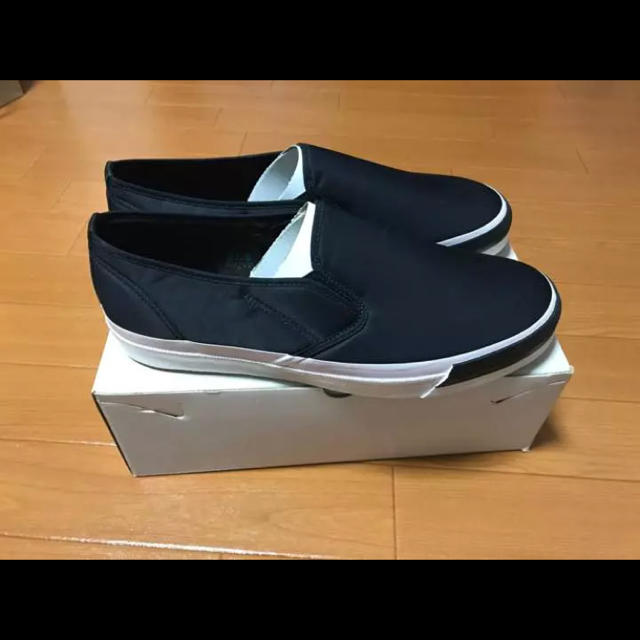 UNDERCOVER(アンダーカバー)のアンダーカバー  ナイロンスリッポン 未使用27.5cm メンズの靴/シューズ(スニーカー)の商品写真