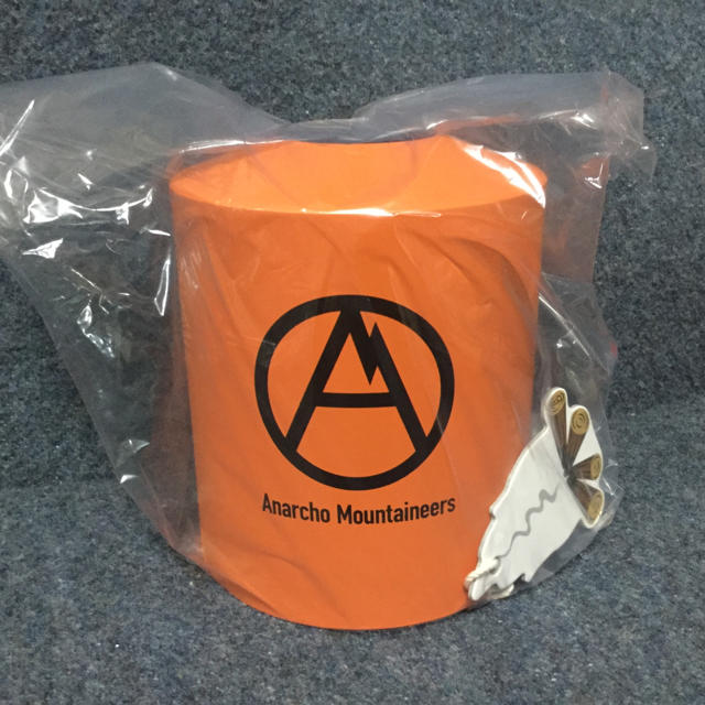 ....... RESEARCH(リサーチ)のMountain Research カートリッジジャケット Anarcho  スポーツ/アウトドアのアウトドア(その他)の商品写真