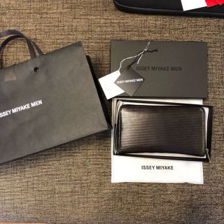 イッセイミヤケ(ISSEY MIYAKE)の専用出品です。   Issey Miyake Men 財布(長財布)