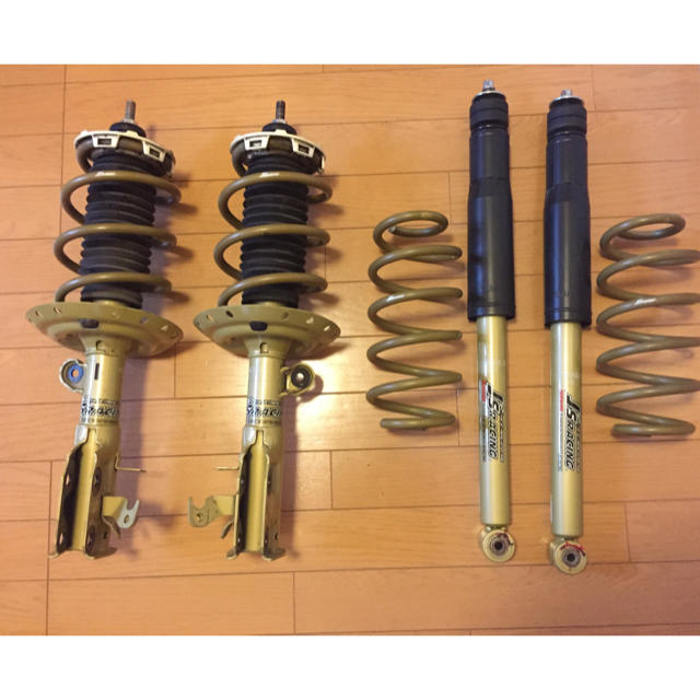 CR-Z用サスペンション J' S RACING SHOWA 金足の通販 by みかん CR-Z用サスペンション J' S RACING SHOWA 金足の通販 by みかん