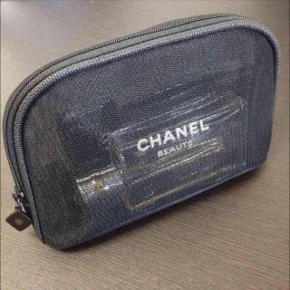 シャネル(CHANEL)のるんぼ様専用 シャネルポーチ 正規品(ボディバッグ/ウエストポーチ)