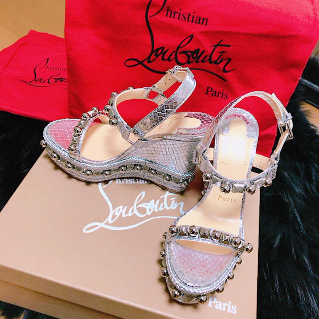 公式サイト Christian Louboutin - クリスチャンルブタン カタコニコ