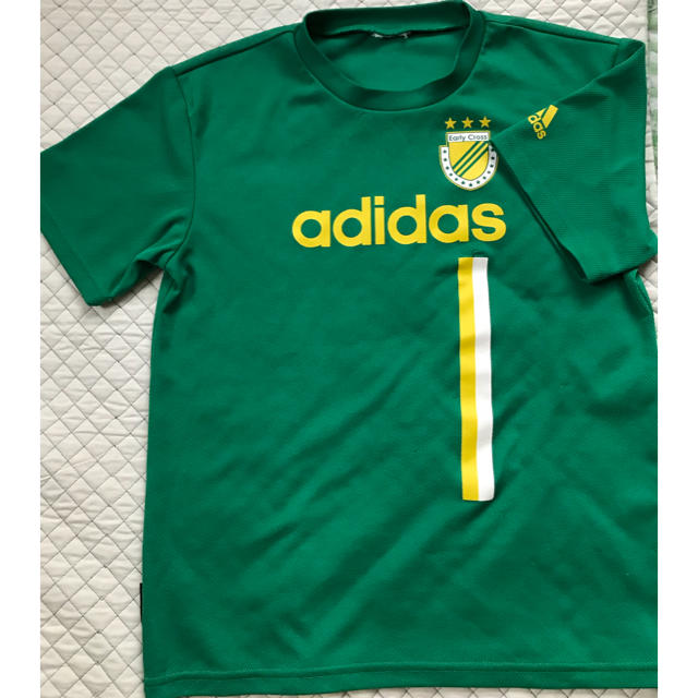 adidas(アディダス)のアディダス Tシャツ 150 グリーン キッズ/ベビー/マタニティのキッズ服男の子用(90cm~)(Tシャツ/カットソー)の商品写真