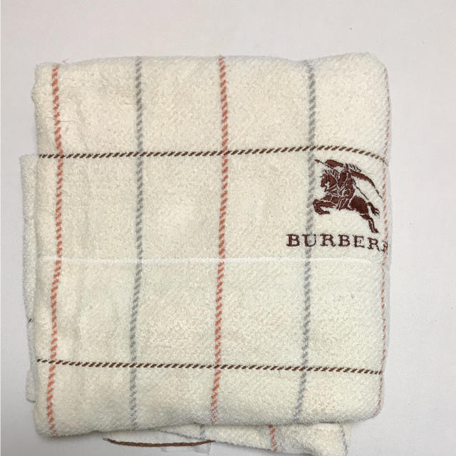 BURBERRY(バーバリー)のバーバリー タオルケット キッズ/ベビー/マタニティの寝具/家具(タオルケット)の商品写真