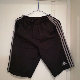 アディダス(adidas)の短パン　150cm (パンツ/スパッツ)