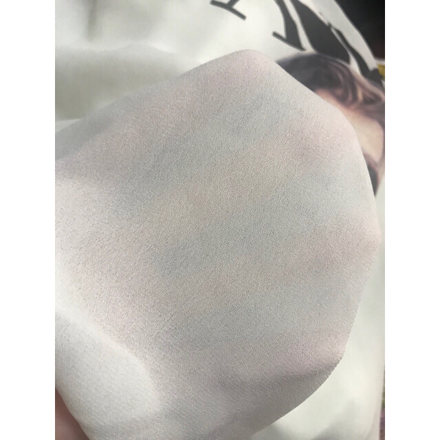INGNI(イング)のINGNI 白tシャツ tシャツ 女の子 バニー レディースのトップス(Tシャツ(半袖/袖なし))の商品写真
