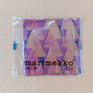 マリメッコ(marimekko)の【廃盤】紫×三角柄/マリメッコペーパーナプキン/24cm×24cm(テーブル用品)