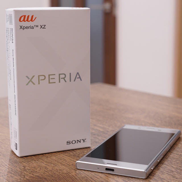 SONY(ソニー)の【ポメラニアンくんさん専用】au XPERIA XZ SOV34 スマホ/家電/カメラのスマートフォン/携帯電話(スマートフォン本体)の商品写真