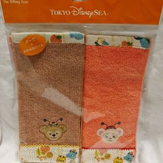 ダッフィー(ダッフィー)の【未開封、廃盤品】TDS ダッフィー＆シェリーメイ　ガーゼ×タオル２枚セット(ハンカチ)