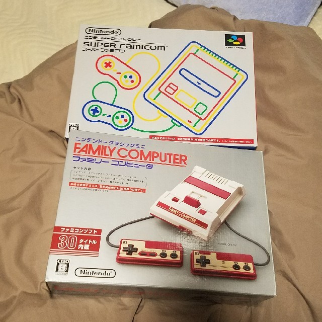 中古　ニンテンドークラシックミニ　セット エンタメ/ホビーのゲームソフト/ゲーム機本体(家庭用ゲーム機本体)の商品写真