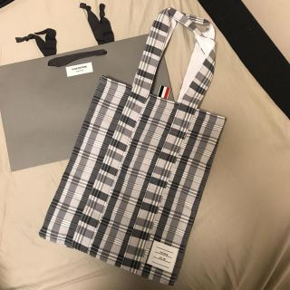 THOM BROWNE(トートバッグ)のフリマアイテム一覧 THOM BROWNE(トートバッグ)のフリマアイテム一覧