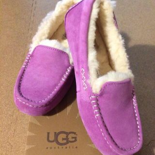 アグ(UGG)のエリザベス様お取り置き♡UGG (ローファー/革靴)