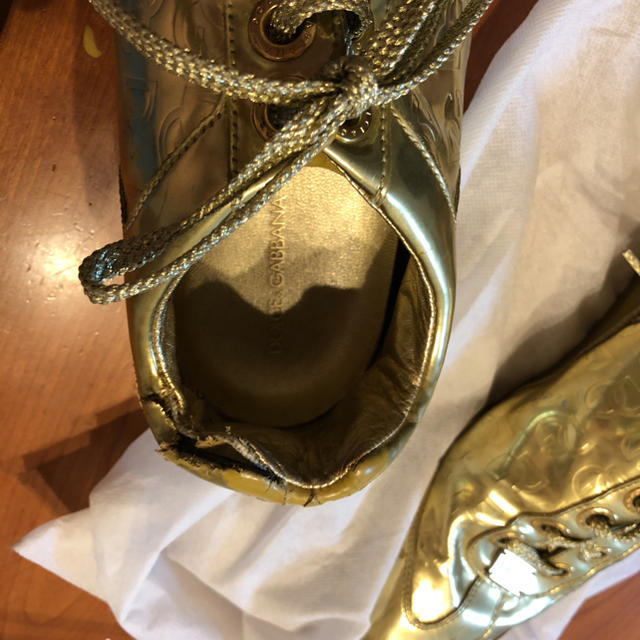 DOLCE&GABBANA(ドルチェアンドガッバーナ)のドルガバ ゴールド シューズ メンズの靴/シューズ(スニーカー)の商品写真