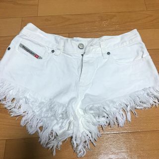 ディーゼル(DIESEL)のショートパンツ(ショートパンツ)