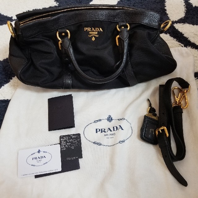 期間限定価格　PRADA　バッグバッグ