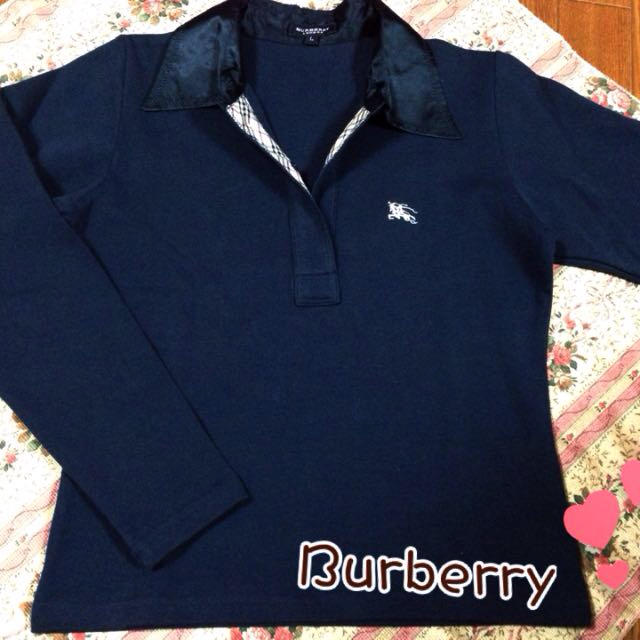 BURBERRY(バーバリー)のネイビーロゴつきカットソー レディースのトップス(カットソー(長袖/七分))の商品写真