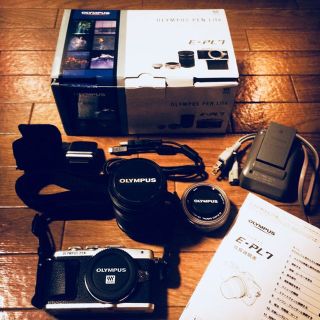 オリンパス(OLYMPUS)の★新品同様★OLYMPUS PEN Lite E-PL7 ダブルズーム シルバー(その他)