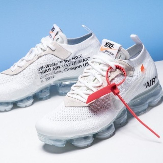 NIKE(ナイキ)のNIKE AIR VAPORMAX×OFF-WHITE　WHITEカラー メンズの靴/シューズ(スニーカー)の商品写真