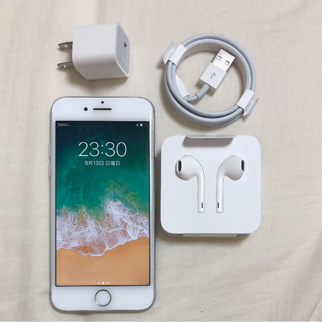 iPhone7 シルバー 128GB スマートフォン/携帯電話 iPhone7 シルバー 128GB スマートフォン/携帯電話