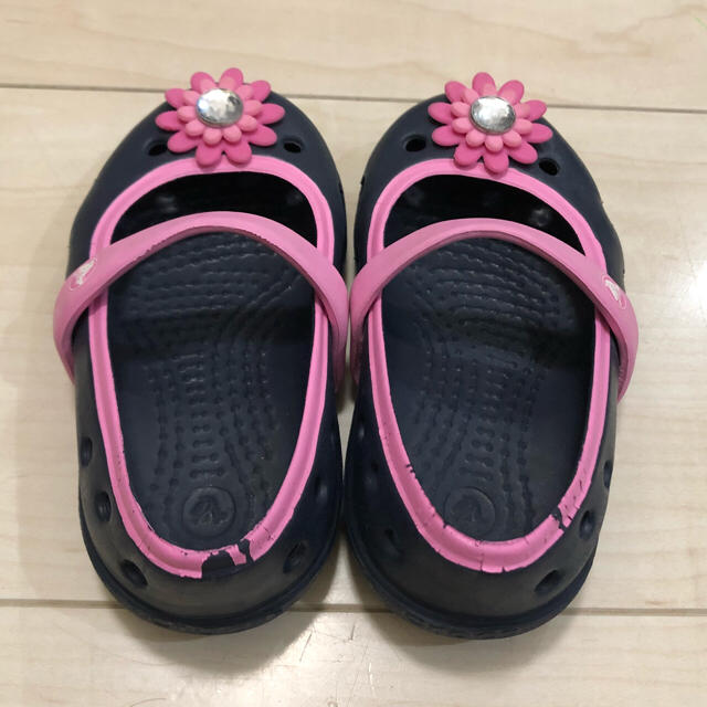 crocs(クロックス)のみわしゃんてぃ様専用☆クロックス① キッズ/ベビー/マタニティのベビー靴/シューズ(~14cm)(サンダル)の商品写真